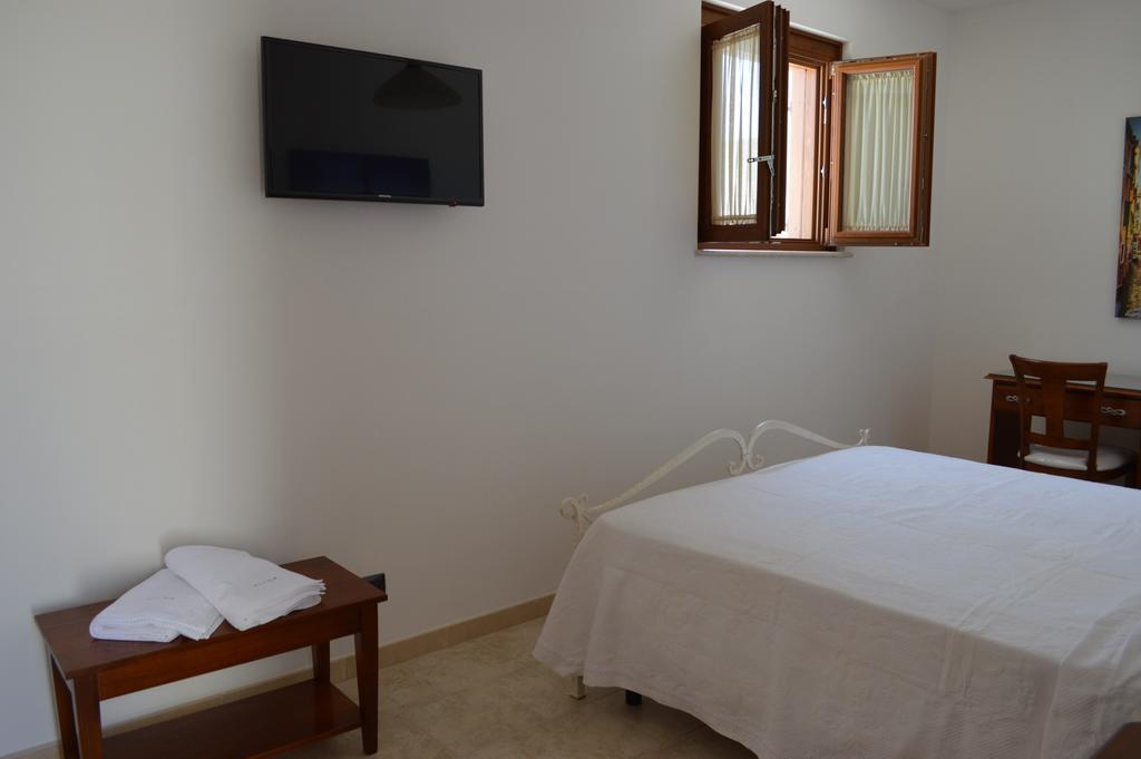 Le Terrazze Miramare B&B Торре-Канне Номер фото